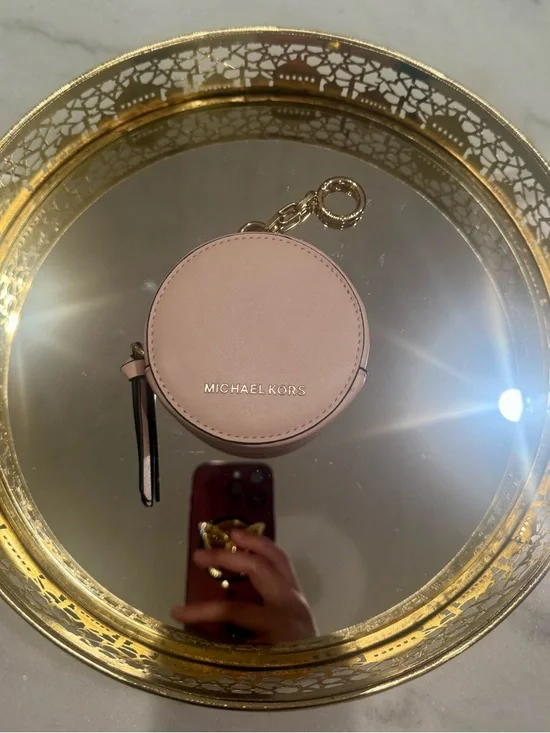 Michael Kors Coin Purse - Picture 2 of 3